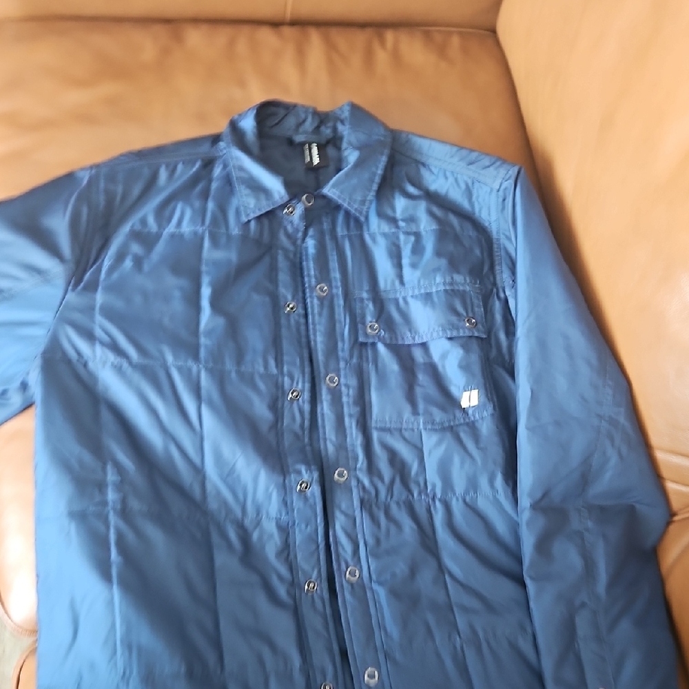 Armada Size Small Lightweight Blue Shirt Jacket with Dome Closure
